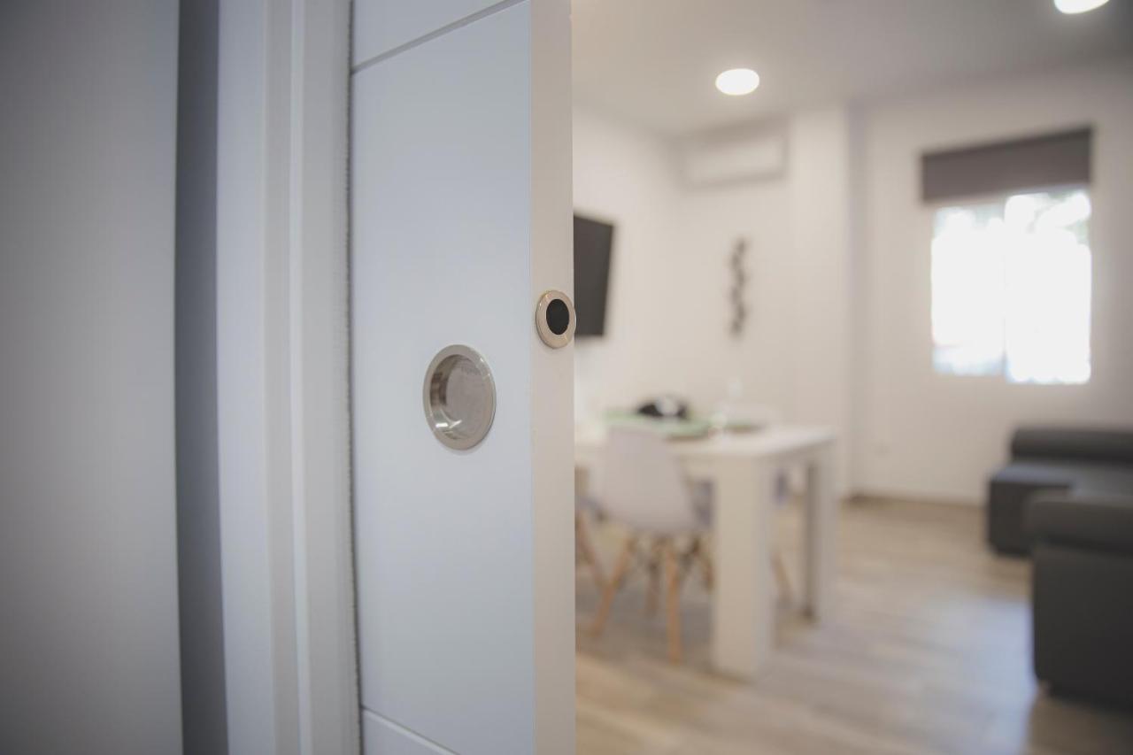 Acogedor Apartamento En Triana Sevilla Kültér fotó