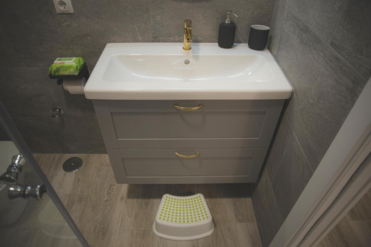 Acogedor Apartamento En Triana Sevilla Kültér fotó